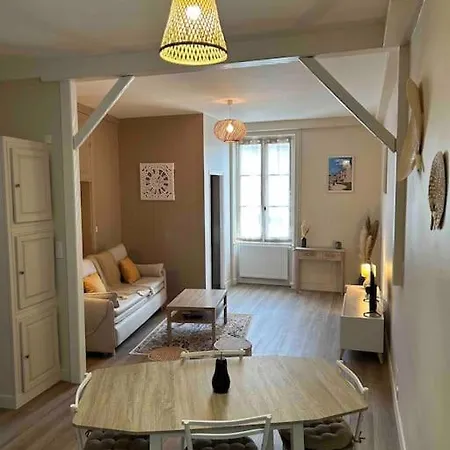 Downtown Cozy - 4 Pl -