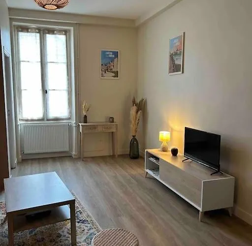 Downtown Cozy - 4 Pl - Дом отдыха Шато-Гонтье